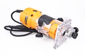 FREZARKA RĘCZNA 550W